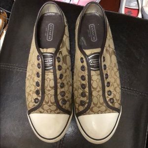 COACH SIGNATURE TENNIS SHOES